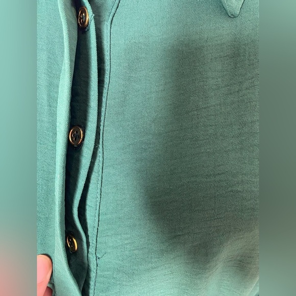Fashion Nova NWT Hunter Green Mini Shirt Dress with gold embellishments - Picture 4 of 11